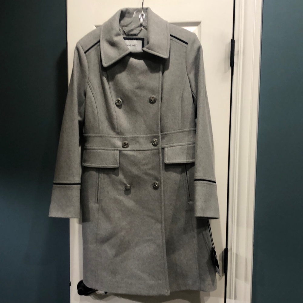 Nine West gray wool coat, size M, NWT.